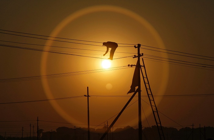 Delhi stares severe power crisis