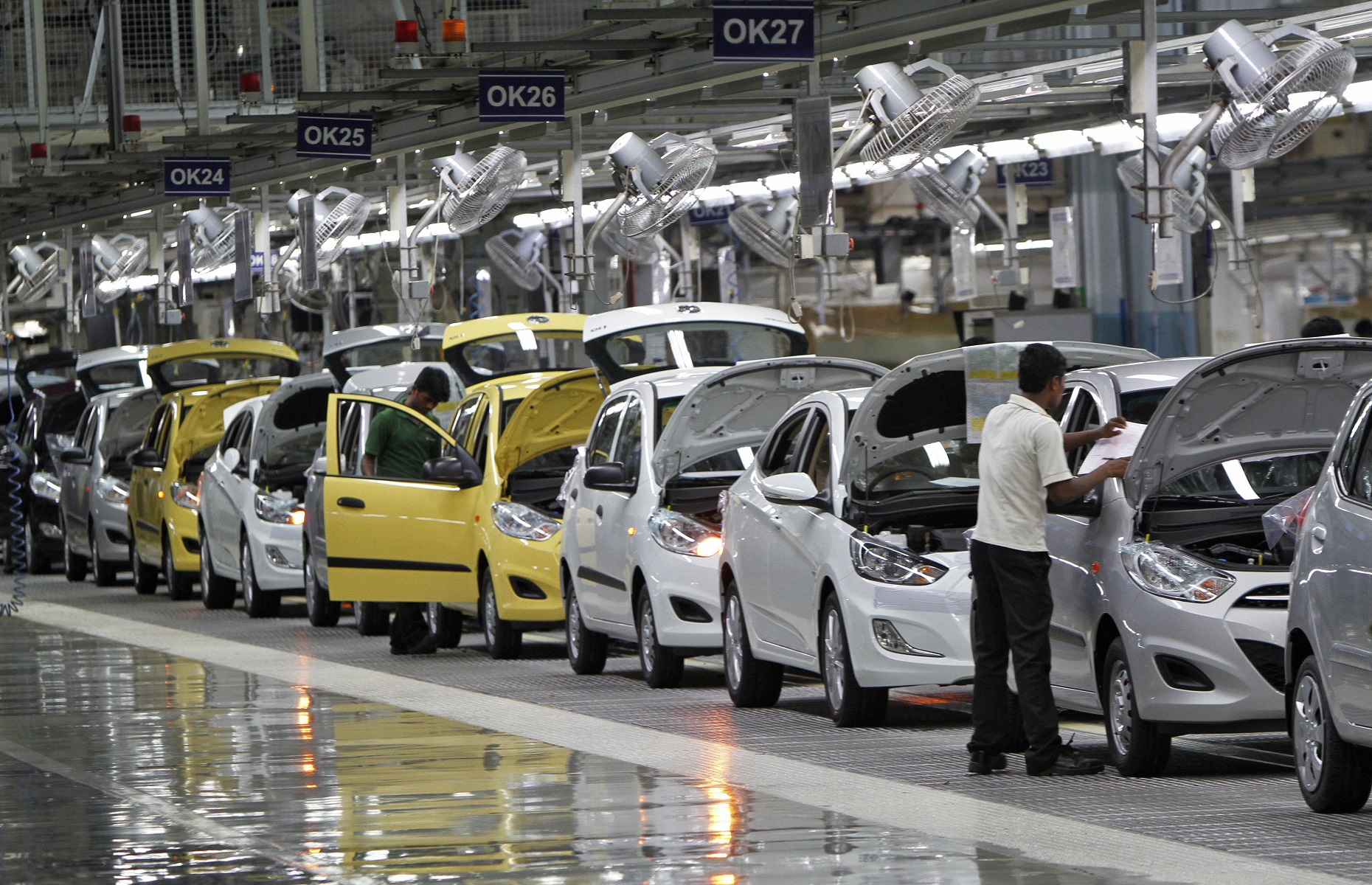news SUV, luxury buyers