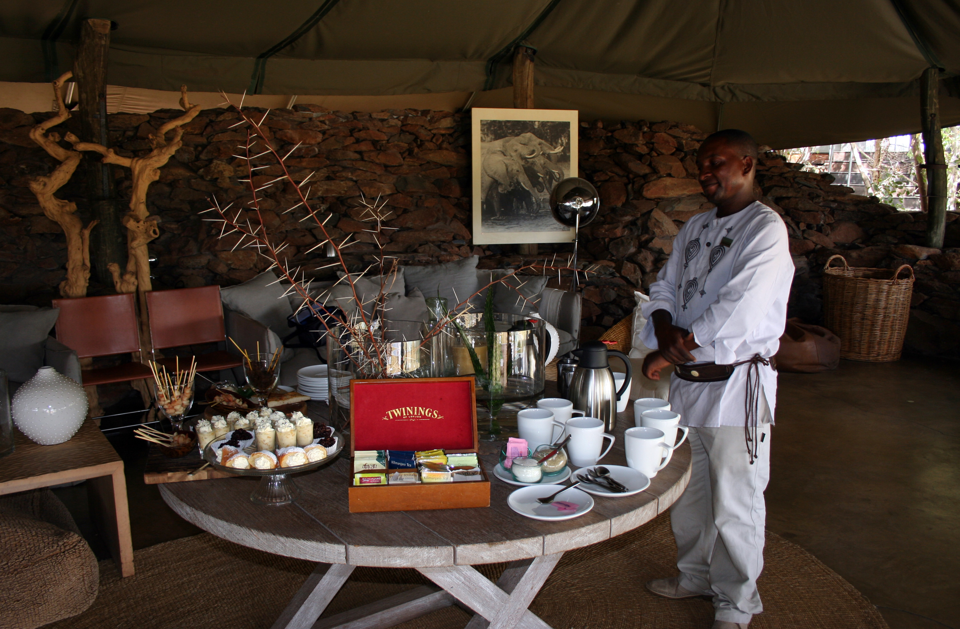 Hollywood actress Jessica Biel and singer Justin Timberlake made their way to Tanzania for a safari adventure. Their stay at the Singita Faru Faru Lodge, Grumeti was complete with jeep excursions and hot air balloon rides.