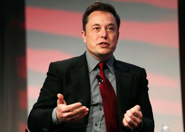Tesla Motors CEO Elon Musk talks at the Automotive World News Congress at the Renaissance Center in Detroit, Michigan, January 13, 2015.
