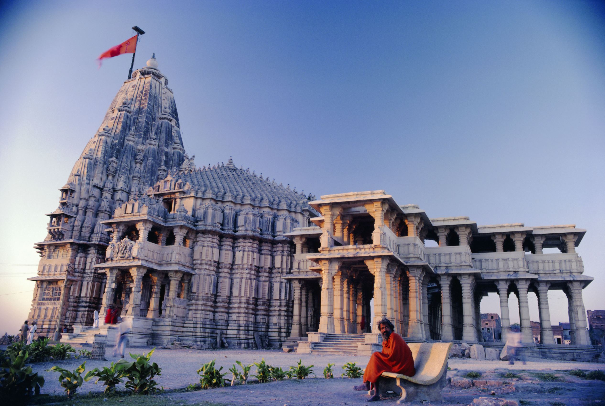 trail India's most beautiful temples