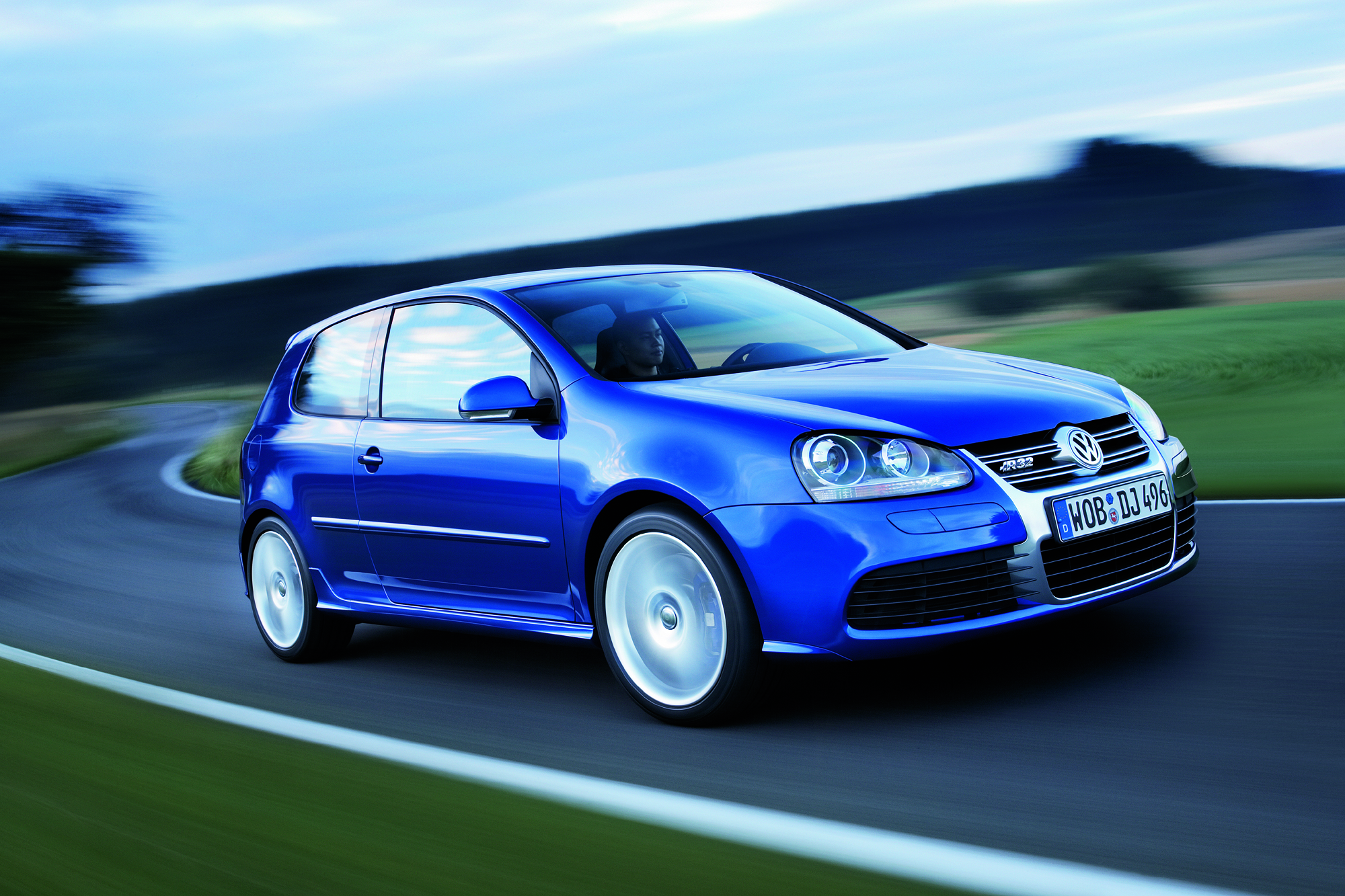 Volkswagen Golf R32