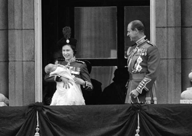 MBRETRESHA ELIZABETE NGA LINDJA E DERI SOT AAbplMU