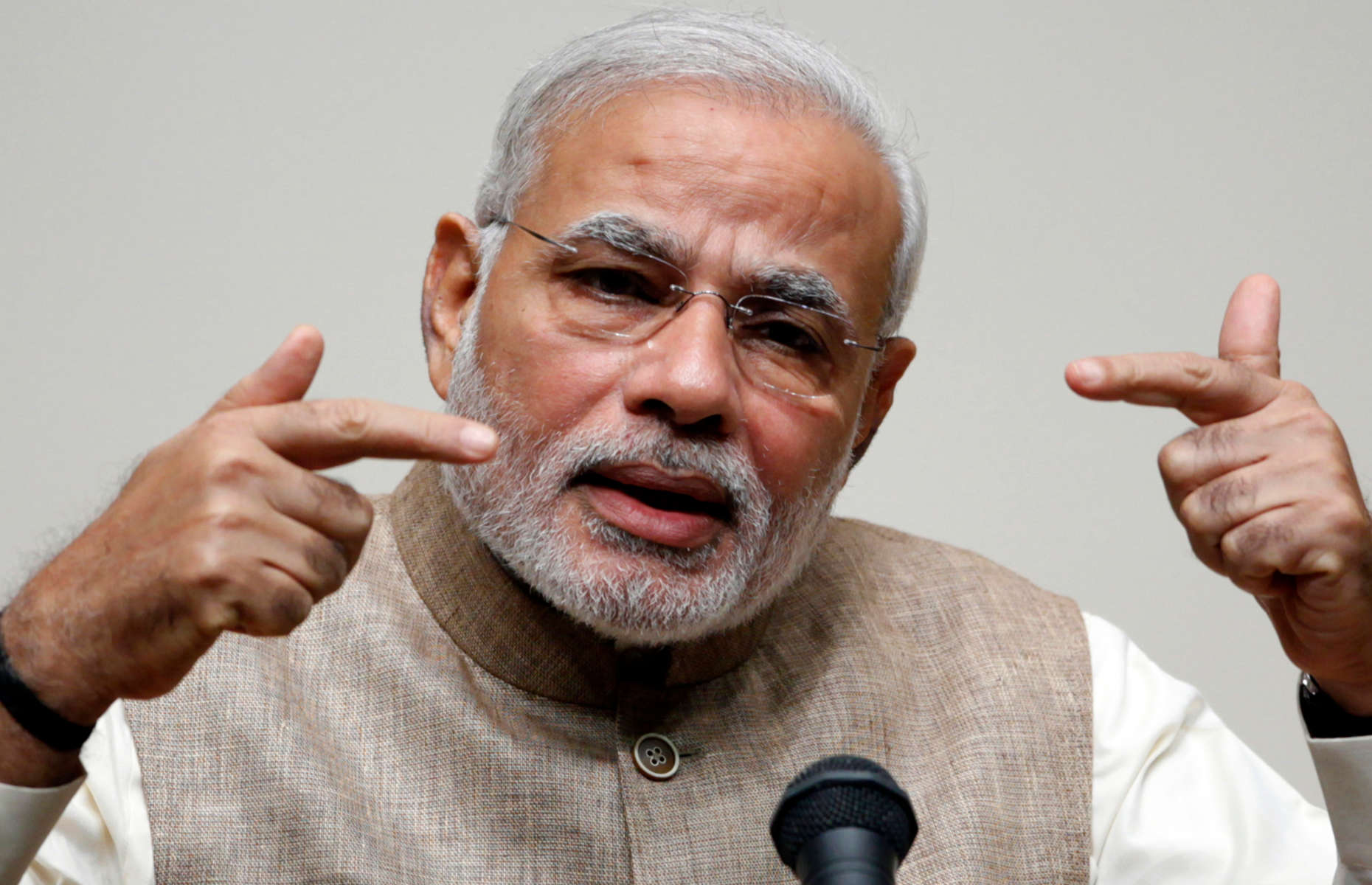 Modi's demonetisation move gave eco**my