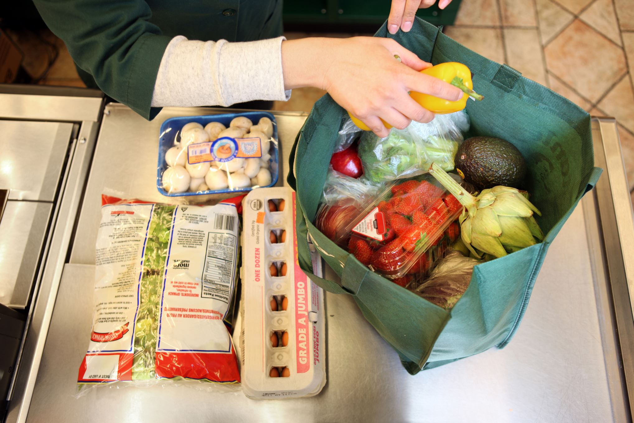 Metro acquires majority stake MissFresh