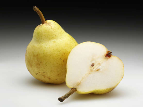 A three pears a day help you lose weight. It contains pectin fiber, which lowers down blood-sugar levels, helping you avoid between-meal snacking.