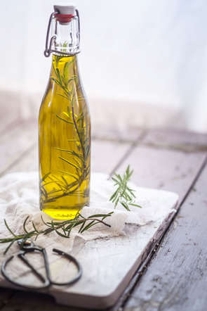 Olive oil is good in reducing monounsaturated fat which eventually burn calories.