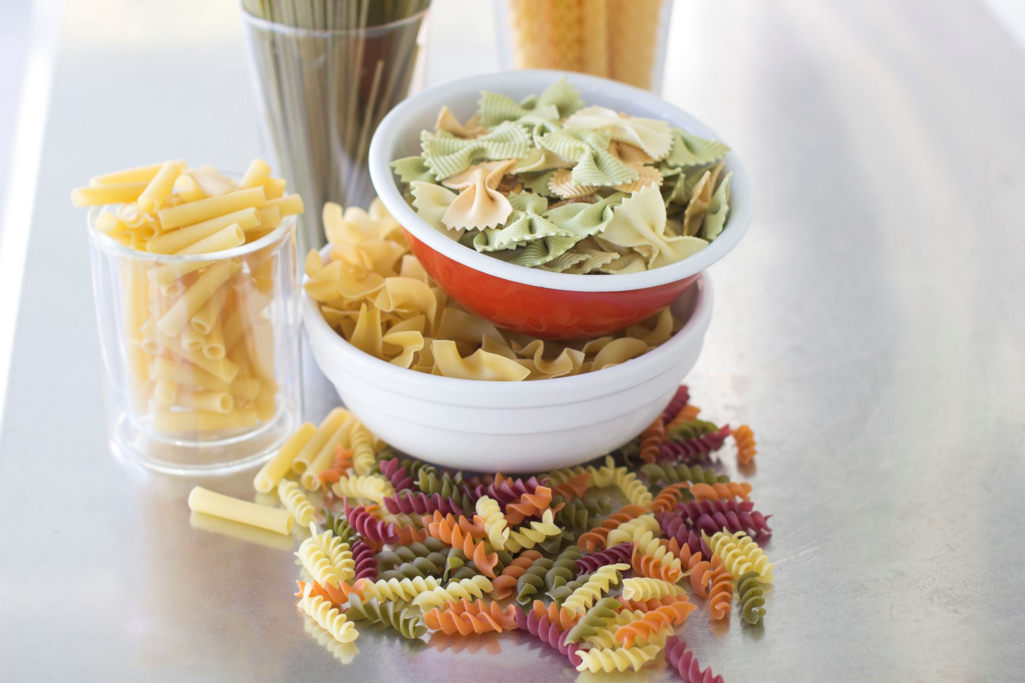 October 25th is celebrated as the 'World Pasta Day'. Here is your guide to various types of pastas and sauces that go well together.