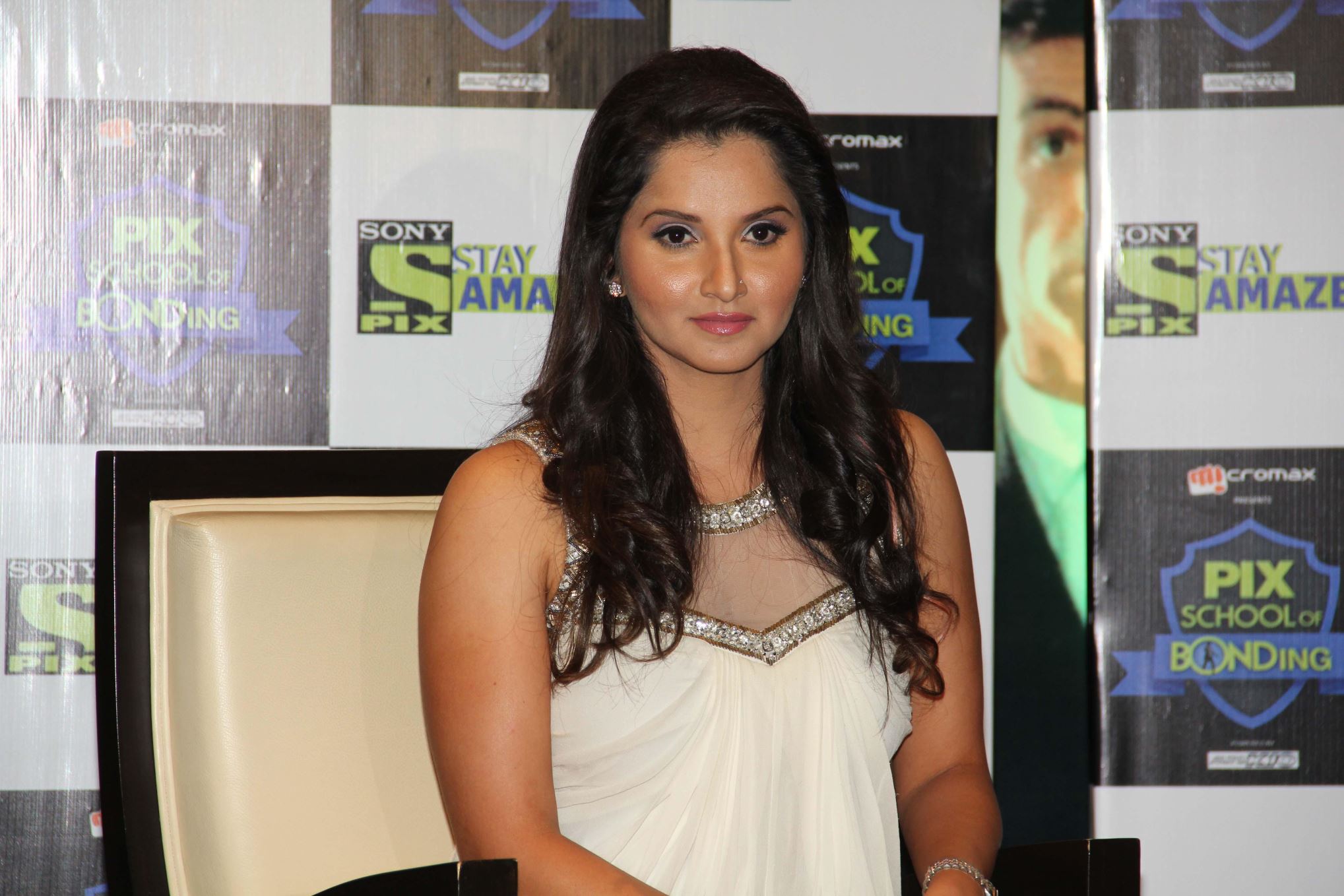 Sania hails husband Shoaib's commitment