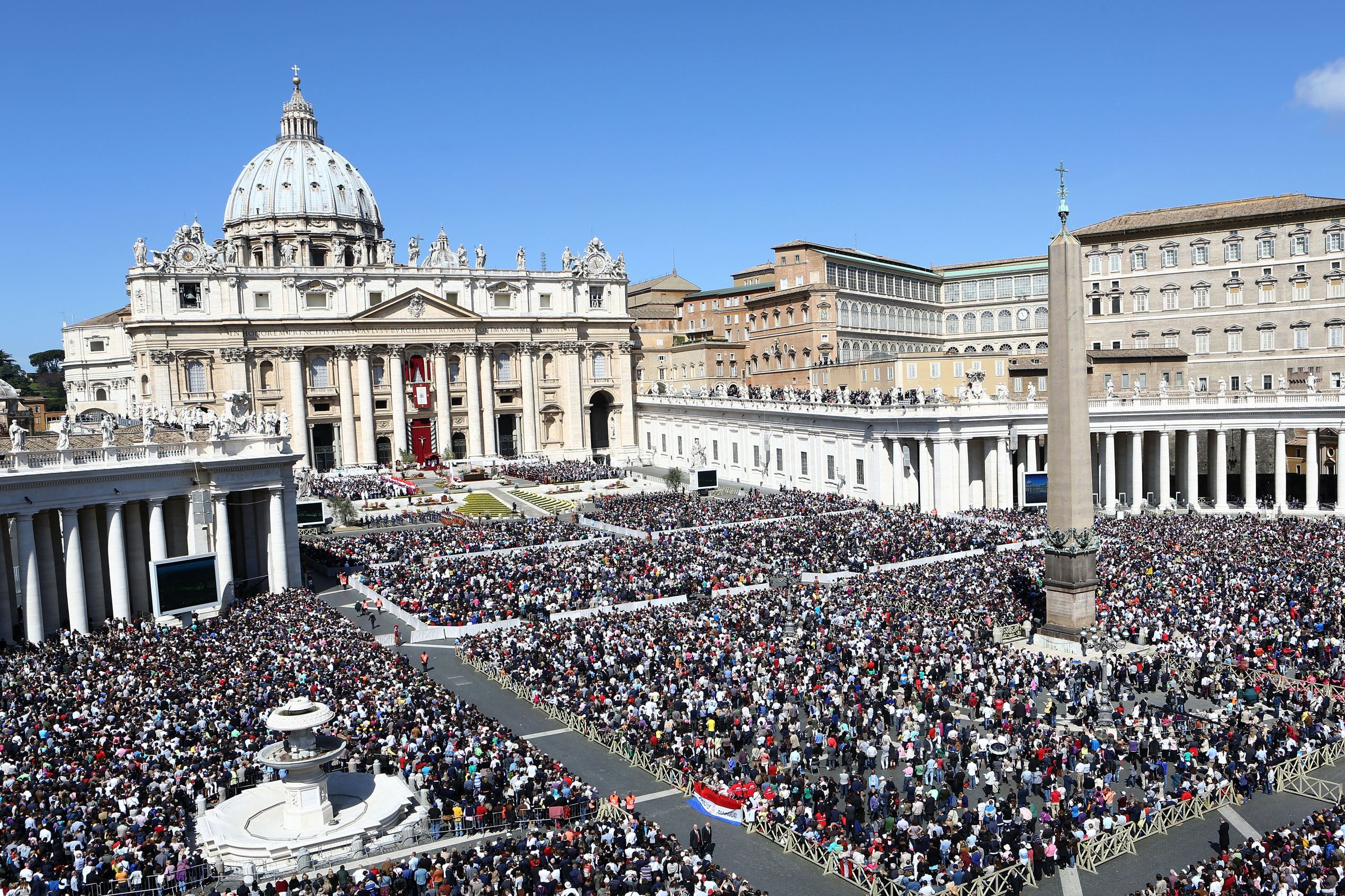 Διαφάνεια 1 από 10: Unsurprisingly, one of the cities that puts on the greatest Easter spectacle is the home of the Catholic church. The mass marathon becomes a public spectacle. On the Friday evening, the Pope leads the Stations of the Cross around the Colosseum but it’s the Sunday morning mass in St Peter’s Square that’s the real hot ticket. So many people are crammed in, it feels like a stadium rock gig rather than a church service. Click or swipe through for more travel destinations that do Easter really well.