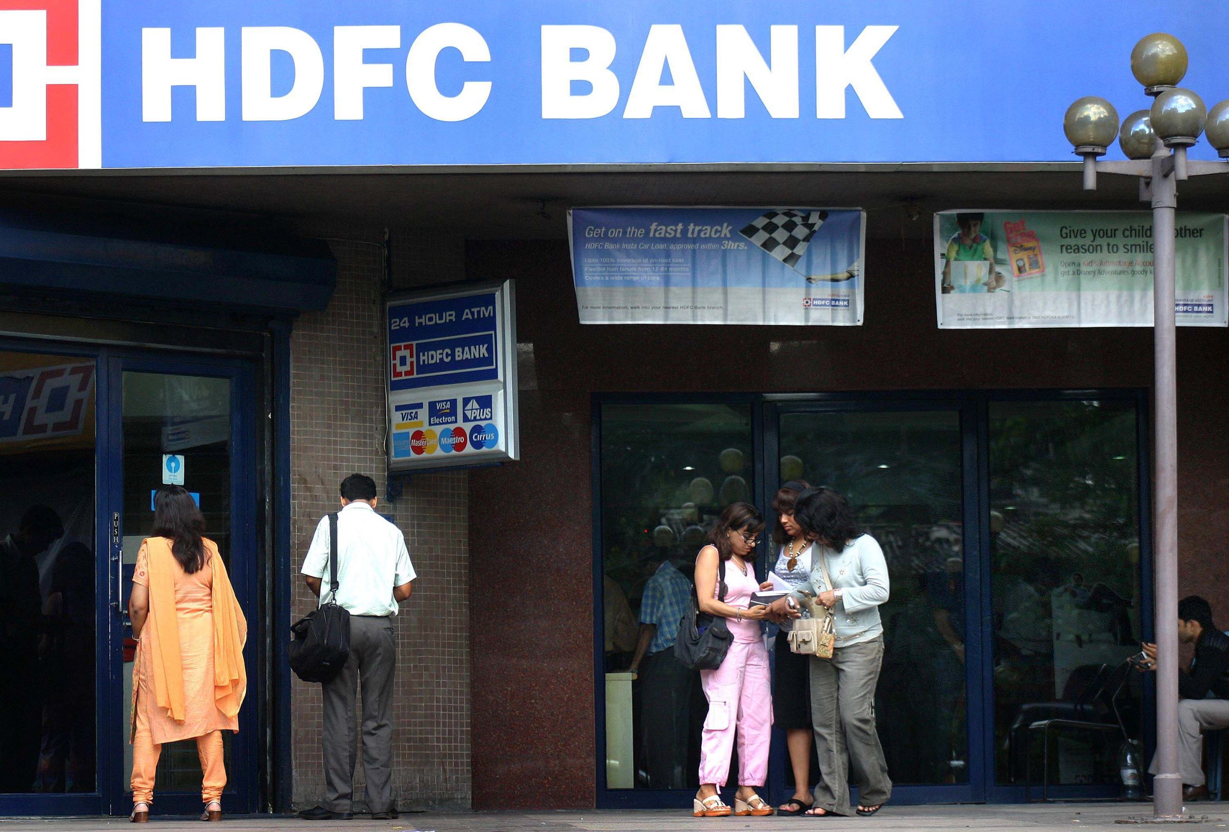 HDFC profit falls