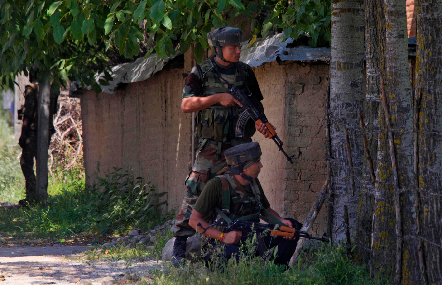 orders probe into Manipur encounters