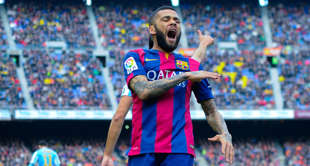 Foto: David Ramos/Getty Images Daniel Alves, a um passo de deixar o Barcelona