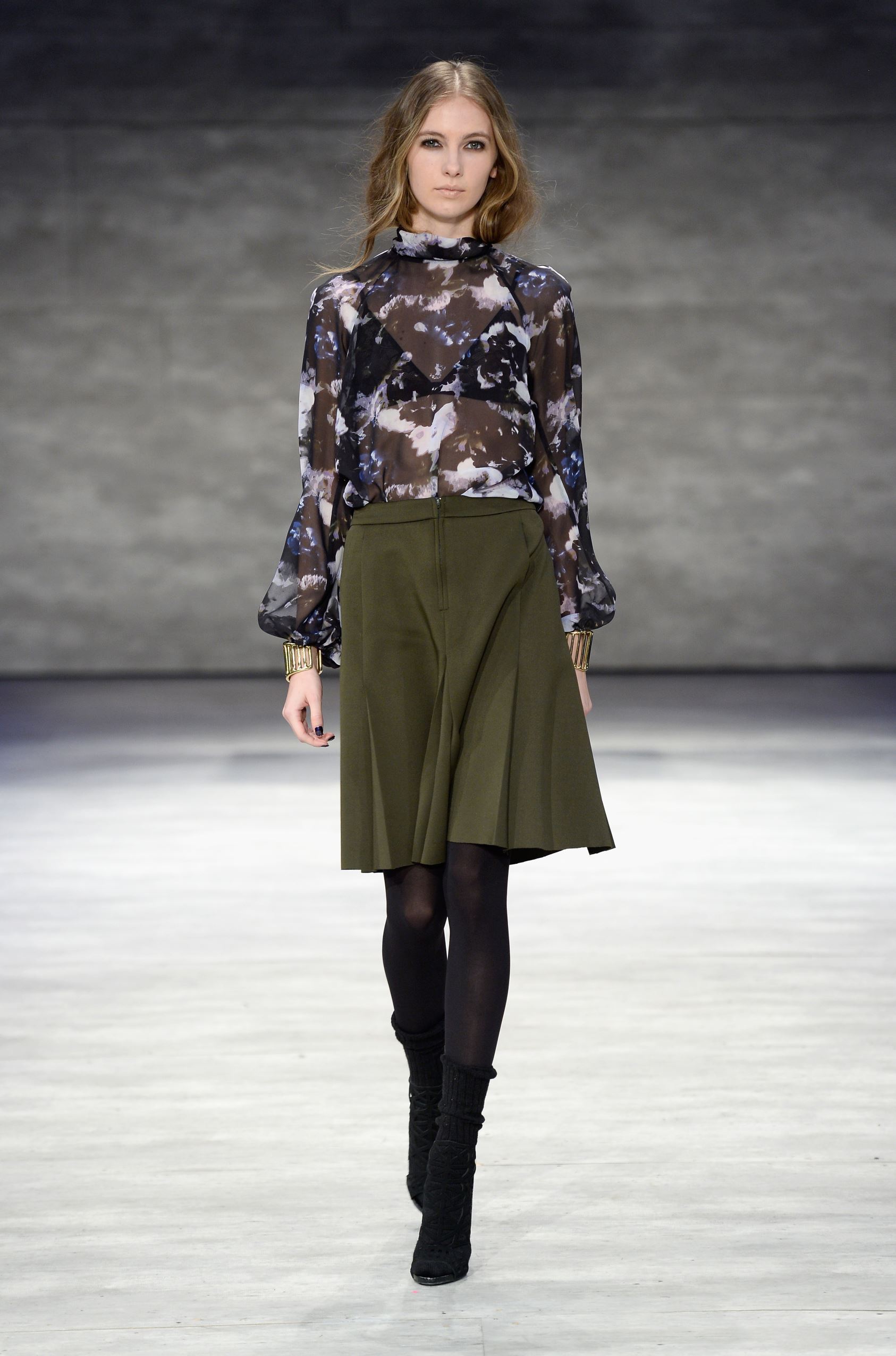 15 16年秋冬nyコレクション シャーロット ロンソン