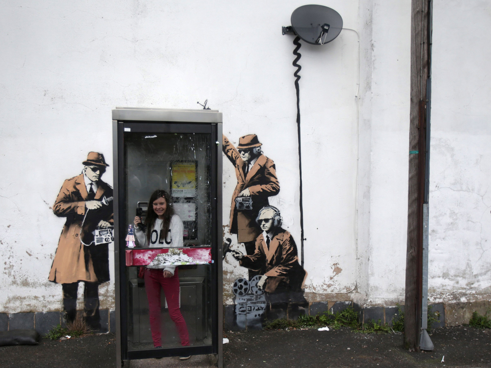 How Does Banksy Make Money - 